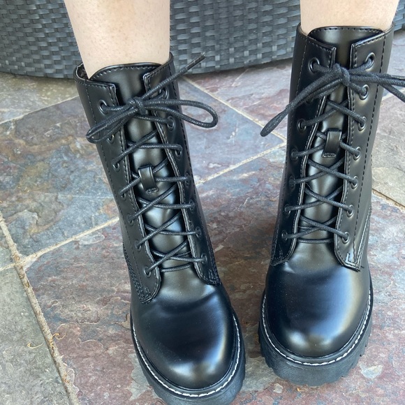 Madden Girl Shoes - Madden Girl Archiee Lace up Combat Boot